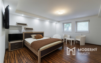 Na predaj rodinný dom s bazénom v Kysuckom Novom Meste