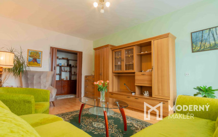 REZERVOVANÝ: Na predaj priestranný 2-izbový byt v Starej Ľubovni