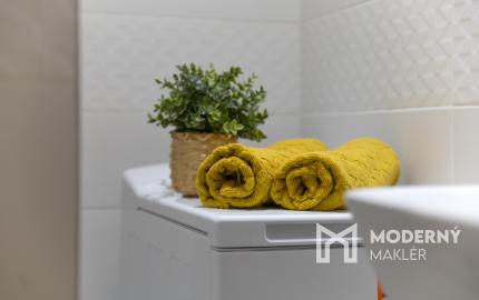 Na predaj čiastočne zariadený 3-izbový byt v Kálnici