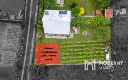 VÝRAZNÁ ZĽAVA: Na predaj záhradná chata s výhľadom na golfové ihrisko v Skalici