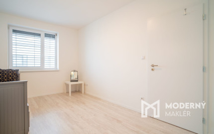 Na prenájom kompletne zariadený 4-izbový byt s benefitmi rodinného domu v Rovinke