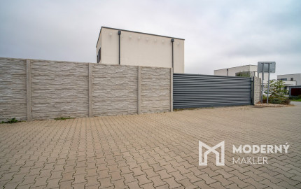 Na prenájom kompletne zariadený 4-izbový byt s benefitmi rodinného domu v Rovinke