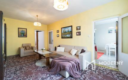 Na predaj 4-izbový byt vo Vrbovom