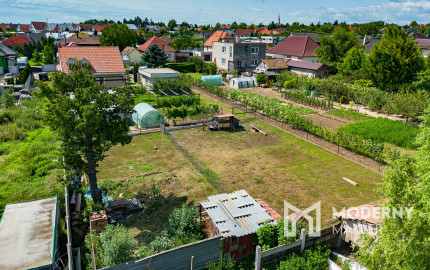 Na predaj pozemok pripravený na výstavbu v Pate