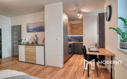 Na predaj 2-izbový byt s loggiou v Šamoríne