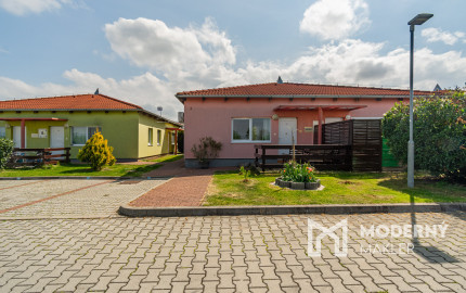 Na predaj 2-izbový byt v Senci pri jazerách s terasou