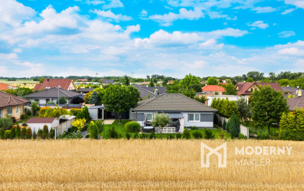 Na predaj 4-izbový rodinný dom v obci Hrubý Šúr