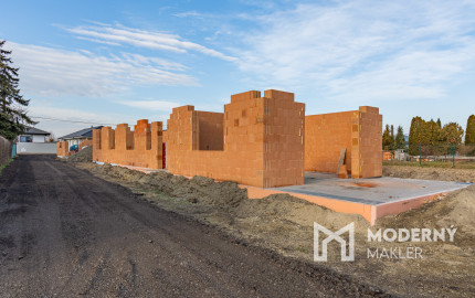 Na predaj novostavba 4-izbového rodinného domu v ŠTANDARDE v obci Kyselica