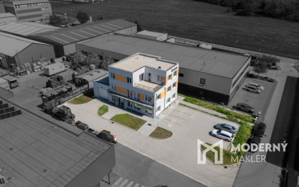 Na prenájom jedno podlažie polyfunkcie na Zavarskej ulici v Trnave