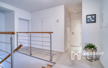 Na predaj výnimočný 4-izbový byt v obci Tomášov