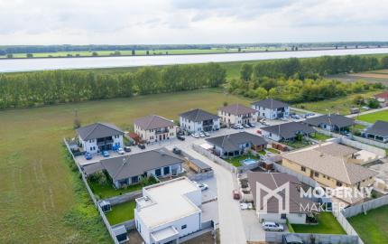 Na predaj 3-izbový prízemný byt v Trstenej na Ostrove