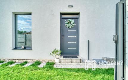 Na predaj 3-izbový prízemný byt v Trstenej na Ostrove