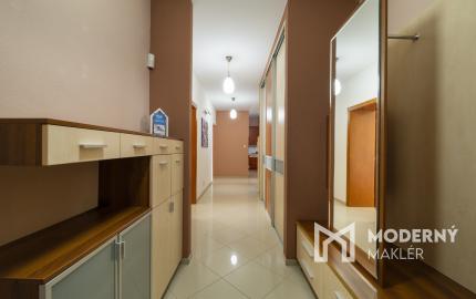 Na predaj 3- izbový byt s parkovaním, Zlatovce Trenčín