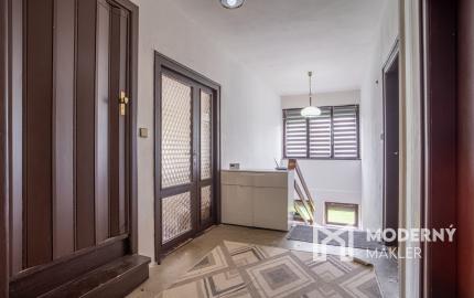 REZERVOVANÉ: Na predaj dvojgeneračný rodinný dom v obci Beladice