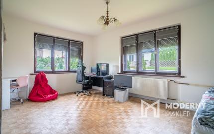 REZERVOVANÉ: Na predaj dvojgeneračný rodinný dom v obci Beladice