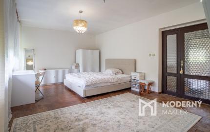 REZERVOVANÉ: Na predaj dvojgeneračný rodinný dom v obci Beladice