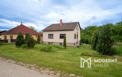 REZERVOVANÉ: Na predaj dvojgeneračný rodinný dom v obci Beladice