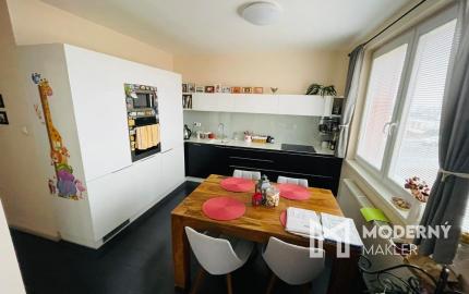 Na prenájom krásny veľký 3i byt Bánovce n/B/Dubnička s loggiou,pivnicou