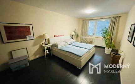 Na prenájom krásny veľký 3i byt Bánovce n/B/Dubnička s loggiou,pivnicou