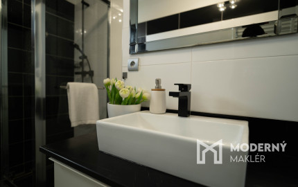 Na predaj 3-izbový byt v obci Trenčianska Turná