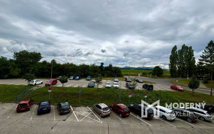 Rezervované...Exkluzívne na predaj pekný 2i byt- Bánovce n/B - ul. Lúčna , Dubnička