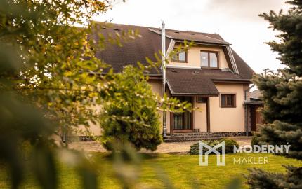 Na predaj štýlový 4-izbový rodinný dom v Trenčíne