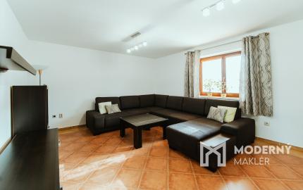 Na predaj štýlový 4-izbový rodinný dom v Trenčíne