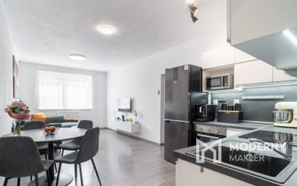 Na predaj moderný 3-izbový byt vo výbornej lokalite Serede