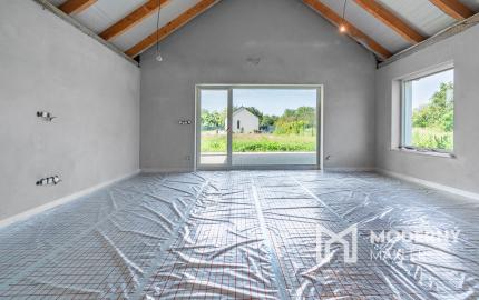 REZERVOVANÉ: Na predaj moderný 4-izbový rodinný dom v Šoporni