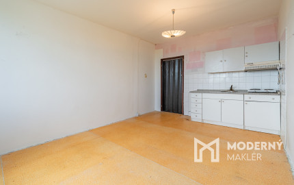 Na predaj garsónka v Seredi