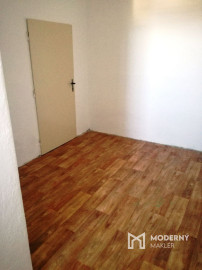 Na prenájom /výrobno-skladovacie priestory/ Prusy