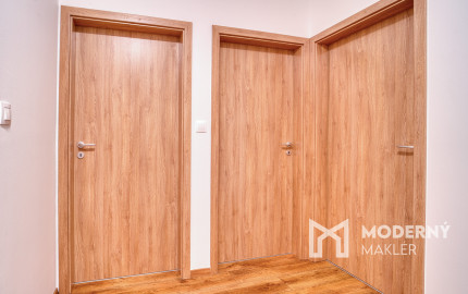 Na predaj 4-izbový byt v Ružinove na Mierovej ulici