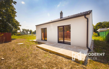 Na predaj rekreačná chata s priestranným pozemkom v obci Blahová