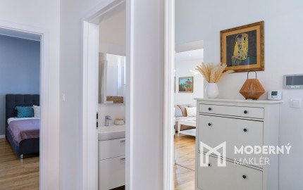 REZERVOVANÉ: Na predaj vkusne zariadený 3-izbový byt na Ružovej ulici v Trenčíne