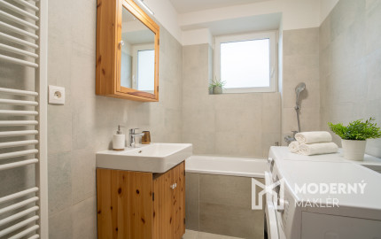 Na predaj kompletne zariadený 2-izbový byt v blízkosti OC Vivo