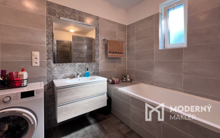 Na prenájom kompletne vybavený  2-izbový byt v Trenčíne