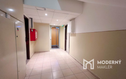 Na predaj 2-izbový byt s balkónom v Trenčíne - Juh I