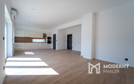 Na predaj 5-izbový rodinný dom v Moravanoch nad Váhom