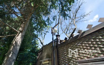 Na predaj celoročný záhradný dom v Čachticiach