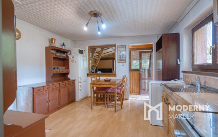 Na predaj celoročný záhradný dom v Čachticiach