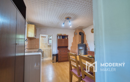 Na predaj celoročný záhradný dom v Čachticiach