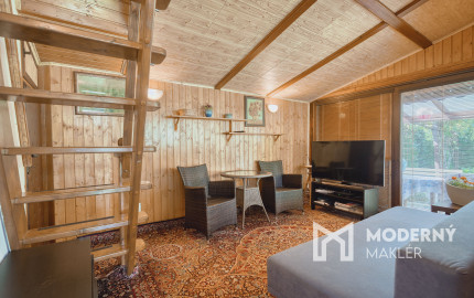 Na predaj celoročný záhradný dom v Čachticiach