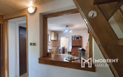 Na predaj celoročný záhradný dom v Čachticiach