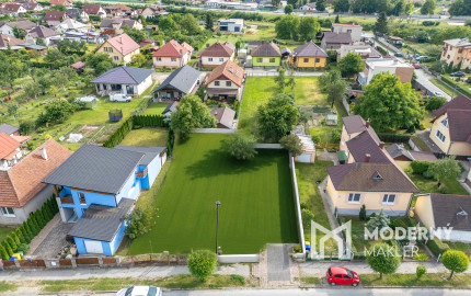 Na predaj rozľahlý pozemok vo Veľkom Šariši