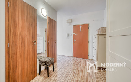 Na prenájom 4-izbový byt v Podunajských Biskupiciach