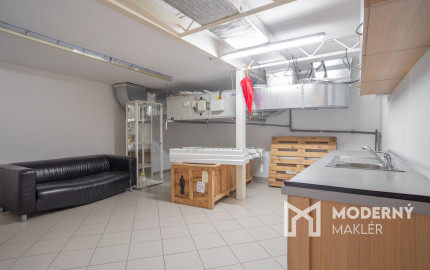 Na prenájom obchodný priestor na Zámockej v Bratislave