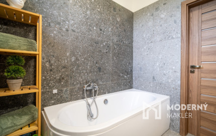 Na predaj 3- izbový byt vo Veľkom Lapáši