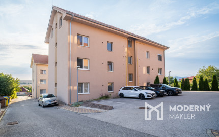 Na predaj 3- izbový byt vo Veľkom Lapáši