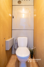 REZERVOVANÉ: Na predaj čiastočne zariadený 3-izbový byt na ulici Martina Rázusa v Malackách