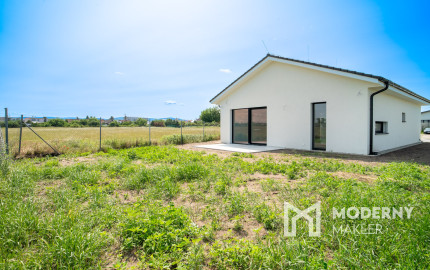 Na predaj skolaudovaný 4-izbový rodinný dom v obci Zohor